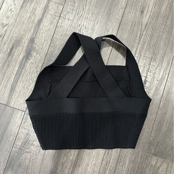 Babaton Ribbed Sculpt Knit Cropped Tank - Picture 3 of 3